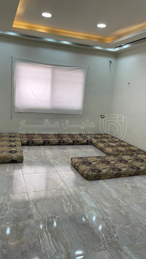 مبنى في منزل مستقل -الزرقاء - البتراوي - ثلاث طوابق -تسوية - 135,000 دأ - صورة 1